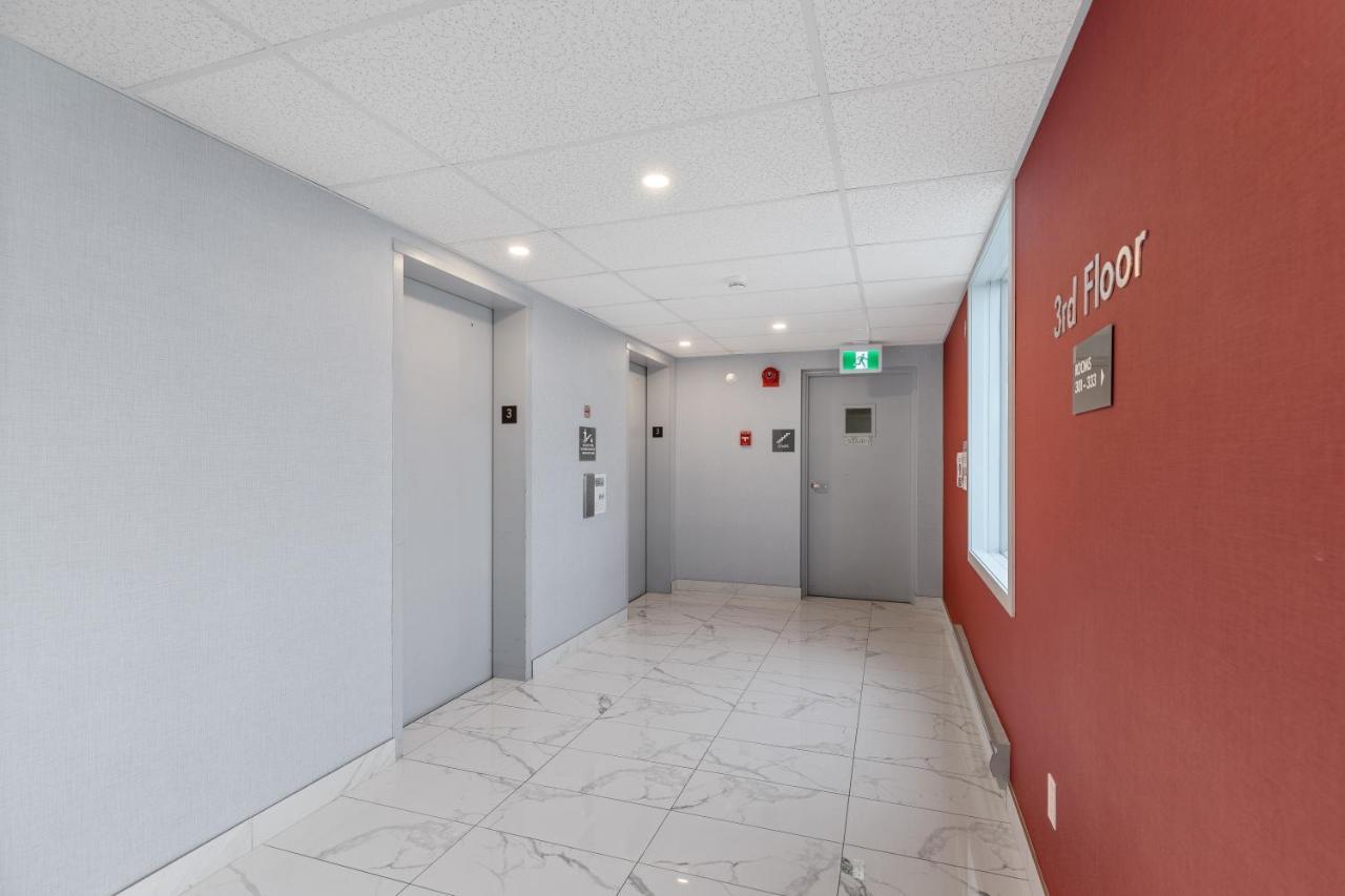Emerald Hotel & Suites Calgary Airport Ngoại thất bức ảnh
