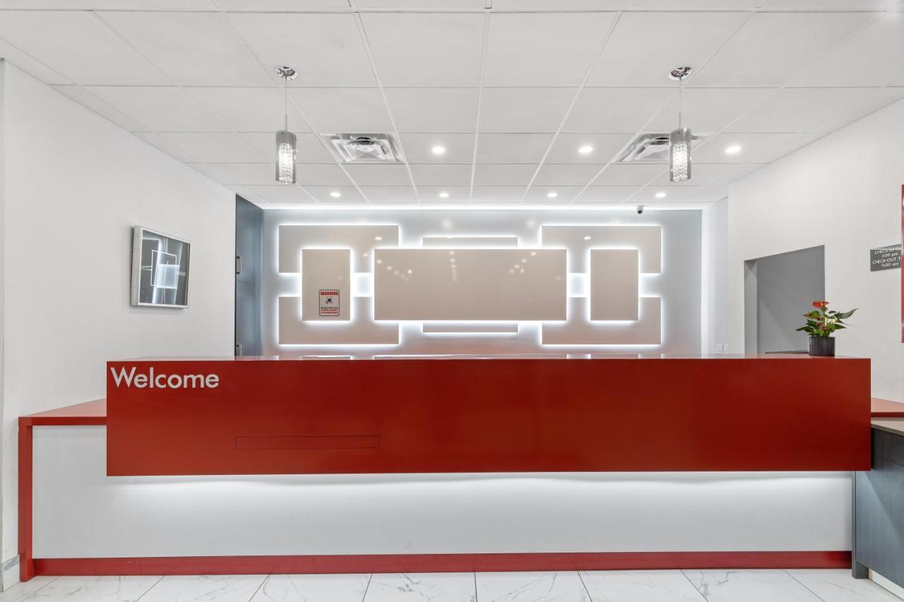 Emerald Hotel & Suites Calgary Airport Ngoại thất bức ảnh