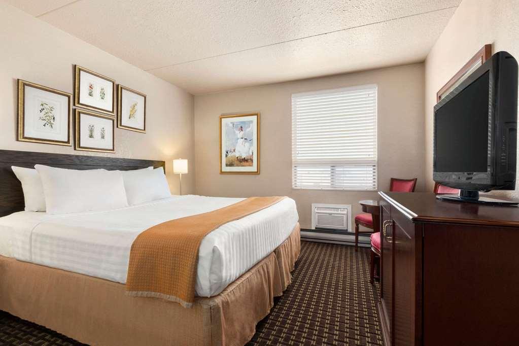 Emerald Hotel & Suites Calgary Airport Ngoại thất bức ảnh